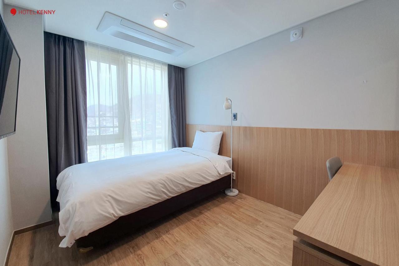Hotel Kenny Yeosu Εξωτερικό φωτογραφία